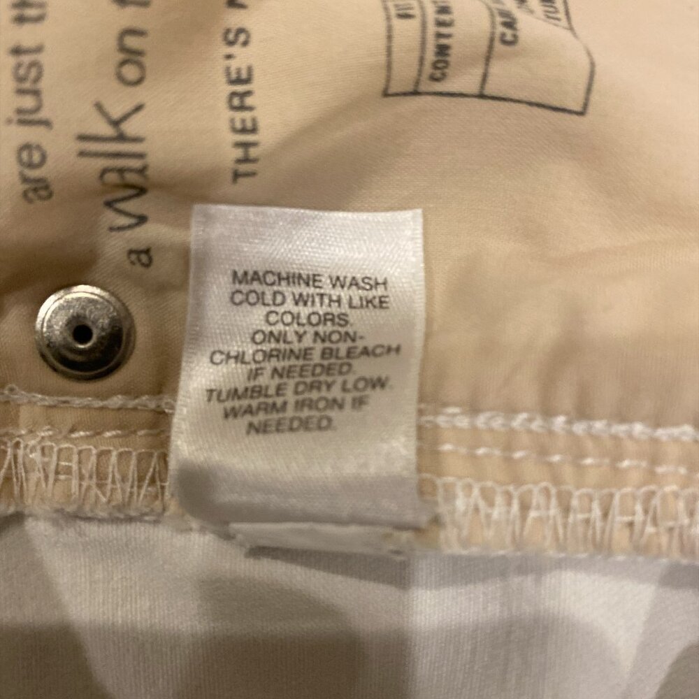 J. Jill Authentic Fit Cropped White Floral Embroidered Denim Jeans Women's Sz 2P - Picture 9 of 10